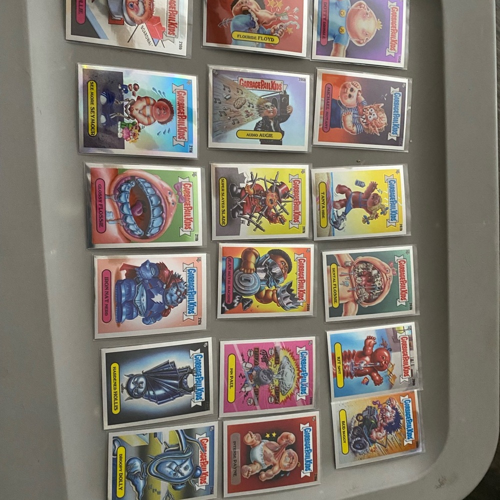 Collectible Sticker Card Set - Assorted Colors - Picture 4 of 4